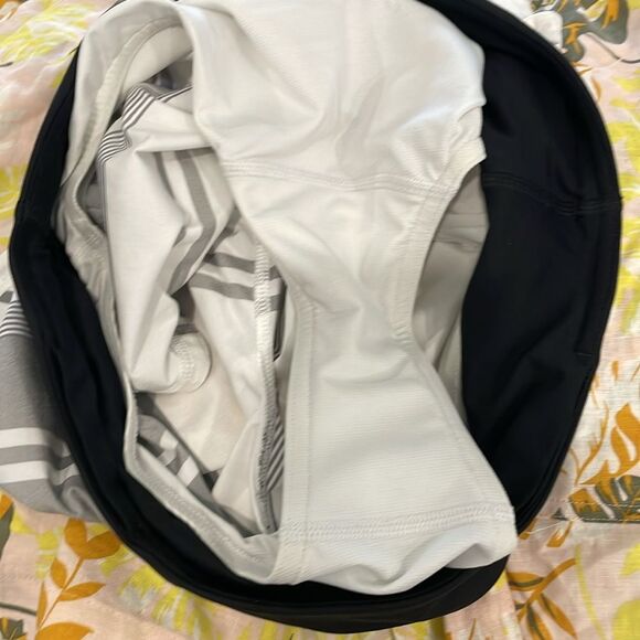 Lululemon Groovy Run Short Stripe Nimbus Vertical / Nimbus / Black Size 6 - Picture 7 of 8